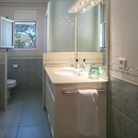 Bertrand House Piscina Privada Mediterranea * Castelldefels