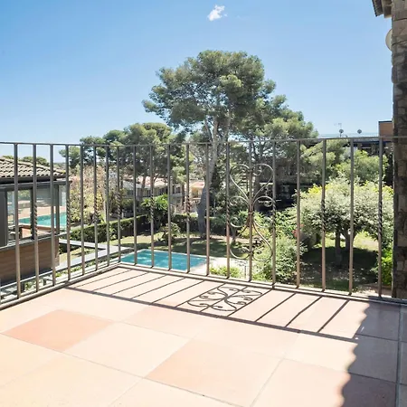 Bertrand House Piscina Privada Mediterranea Villa Castelldefels