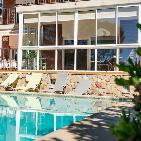 Villa Bertrand House Piscina Privada Mediterranea Castelldefels